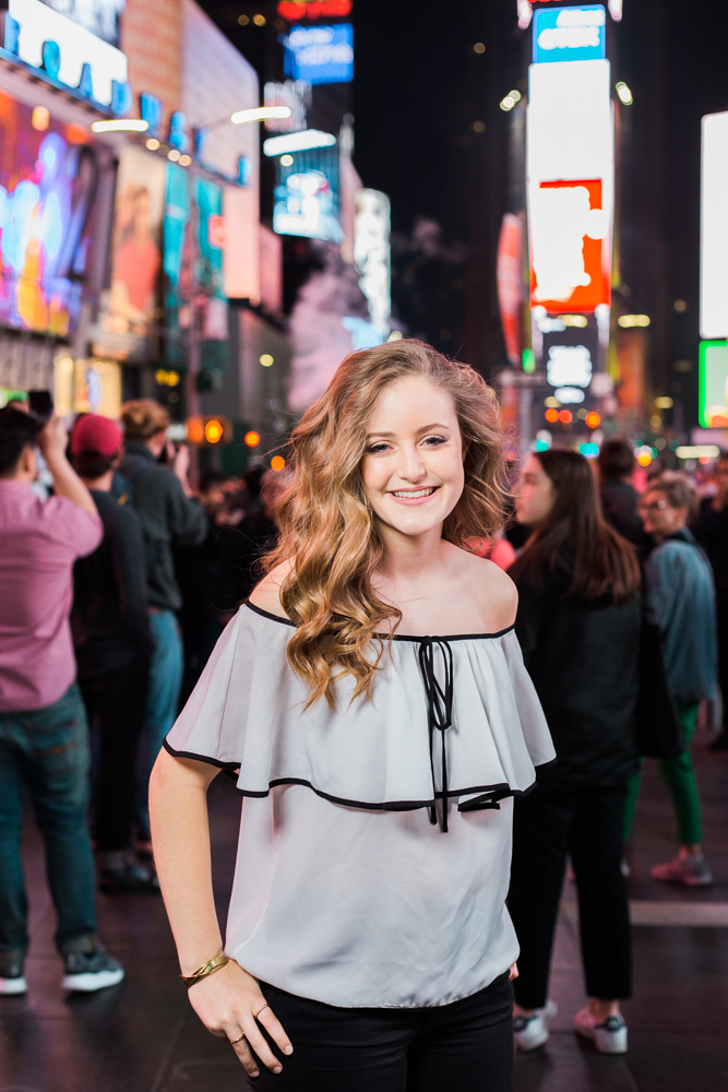 Senior Pictures Times Square NYC by Cleveland Wedding Photographer Matt Erickson Photography