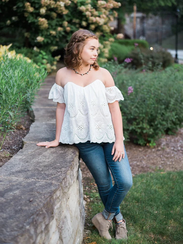 Senior Photos at the Cleveland Cultural Gardens by Cleveland Wedding Photographer Matt Erickson Photography