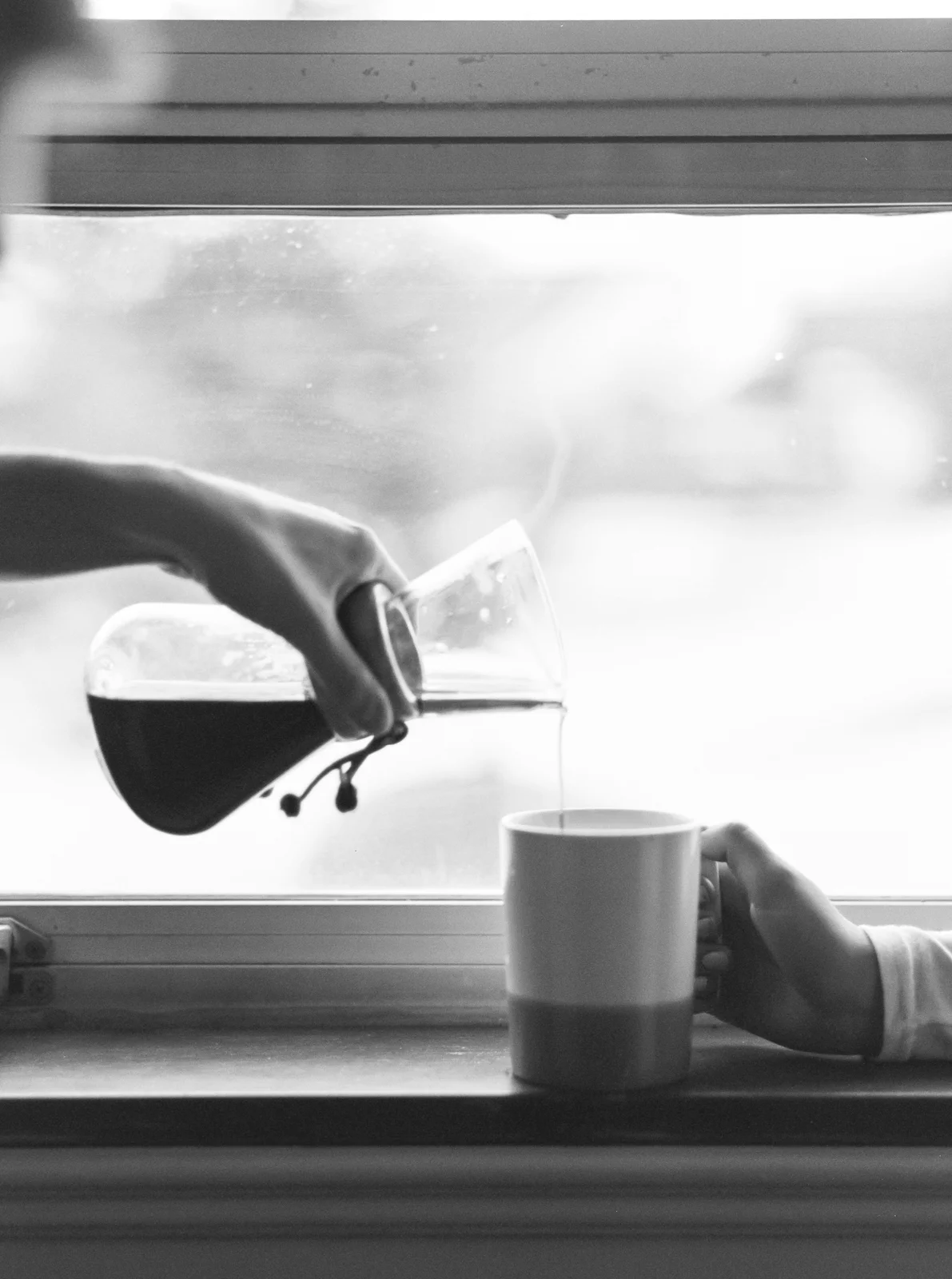 Intimate Engagement Photos At Home by Cleveland Wedding Photographer Matt Erickson Photography