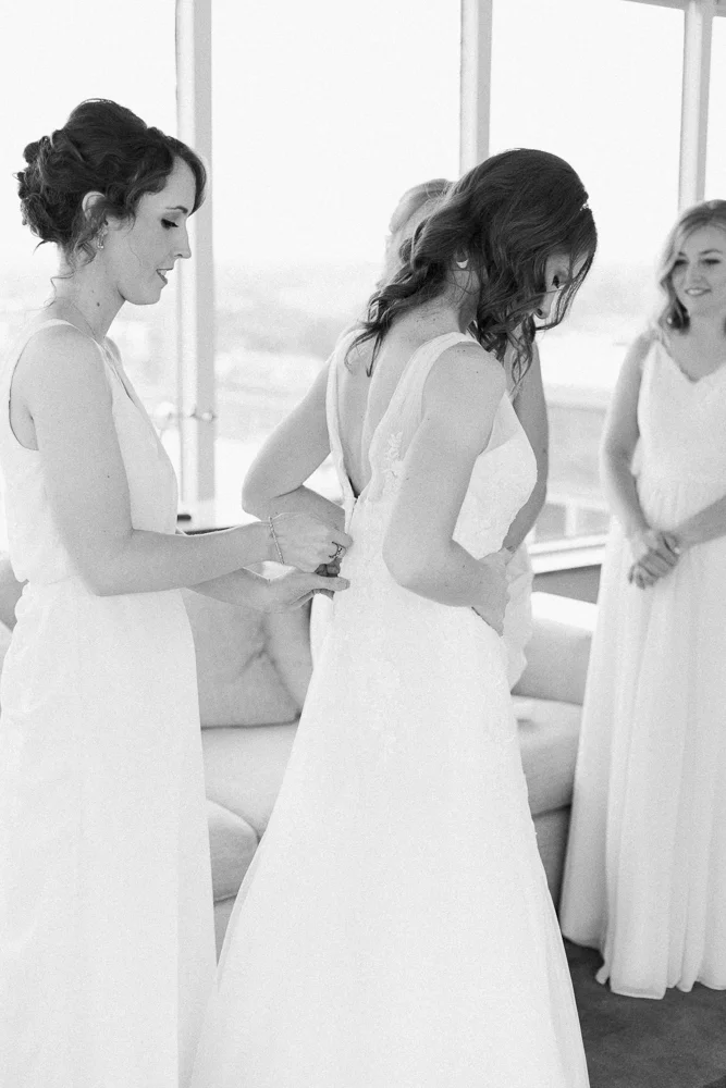 matt-erickson-photography-downtown-cleveland-wedding-photos-32.jpg