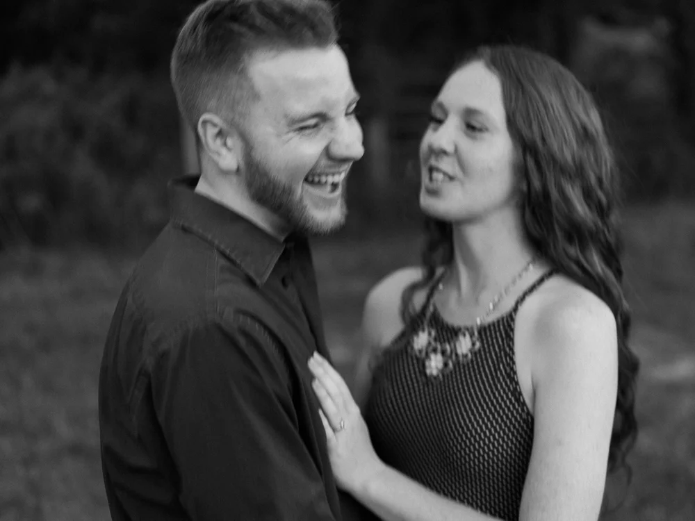 matt-erickson-photography-sweet-forest-engagement-photos-14.jpg