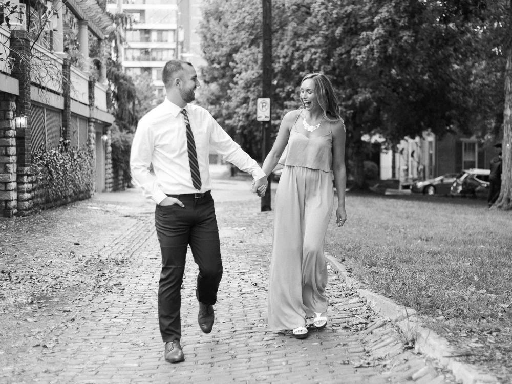 downtown-cincinnati-engagement-photos-by-matt-erickson-photography-1.jpg