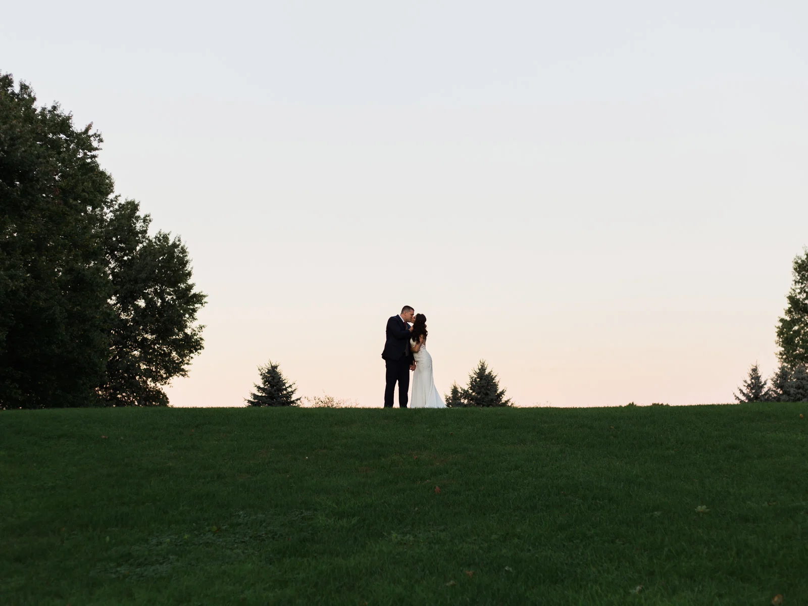 elegant-hoover-hall-wedding-photos-by-matt-erickson-photography-14.jpg