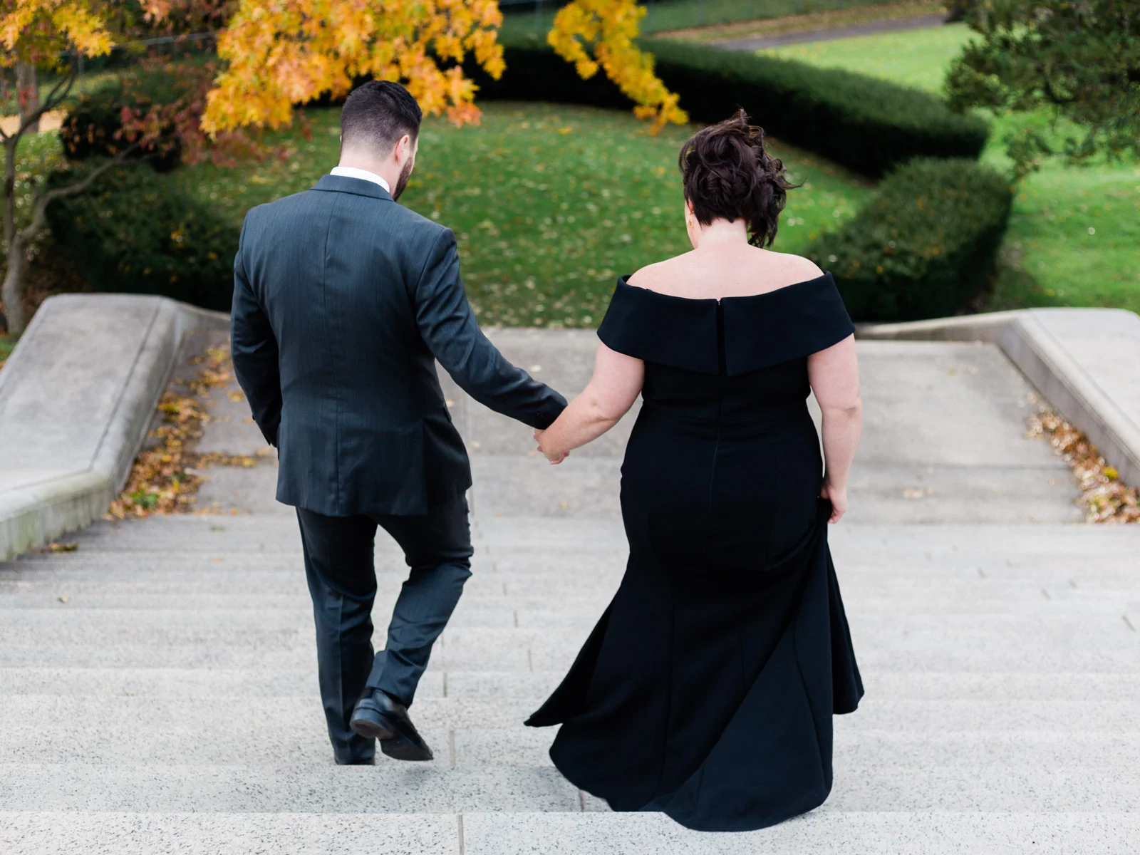 fall-downtown-canton-engagement-photo-ideas-matt-erickson-photography-15.jpg