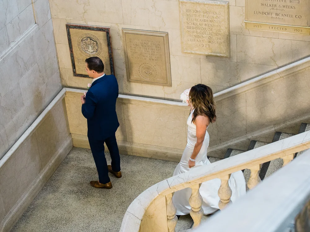 ritz-carlton-luxury-cleveland-wedding-photos-by-matt-erickson-photography-5.jpg