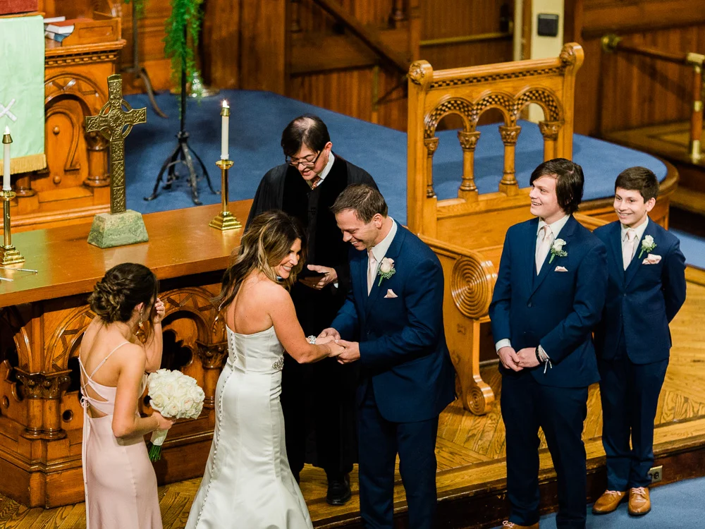 ritz-carlton-luxury-cleveland-wedding-photos-by-matt-erickson-photography-40.jpg