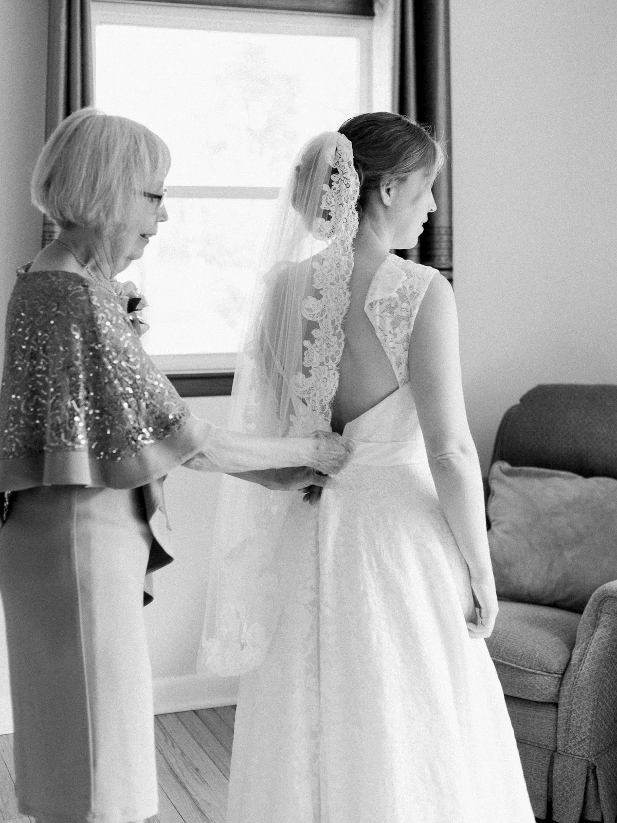 Sweet & Intimate Wedding in Rocky River Ohio-14.jpg