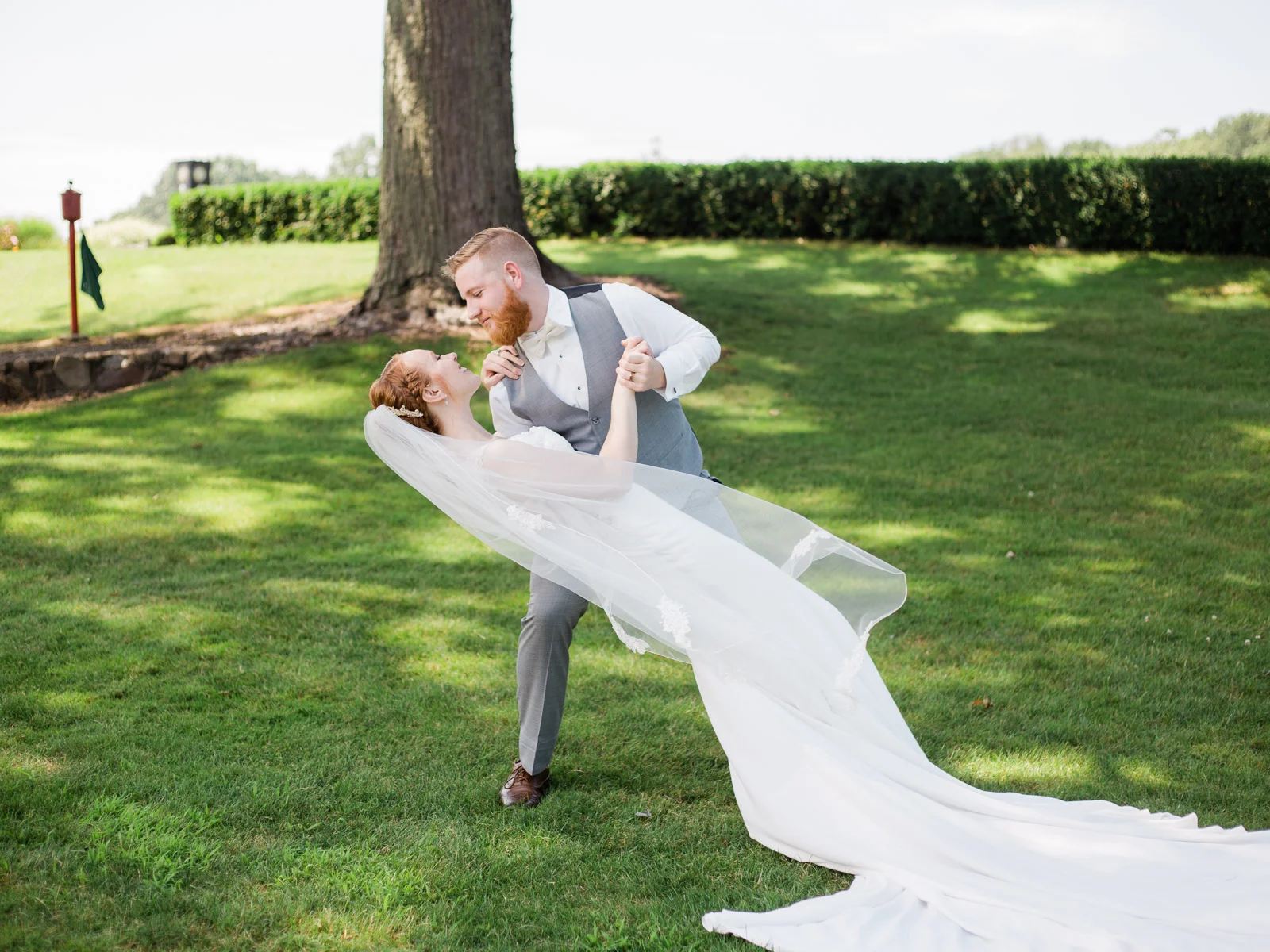 Romantic Summer Wedding in Ashland Ohio-32.jpg