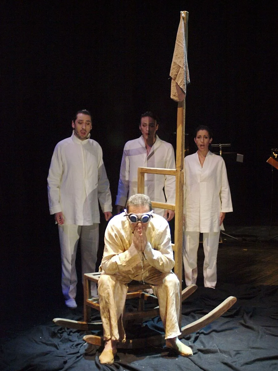 MúsicosFotosLatova1.jpg