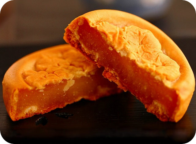 © Aux Mille Pins - Thés du Japon, Emiko Okamoto