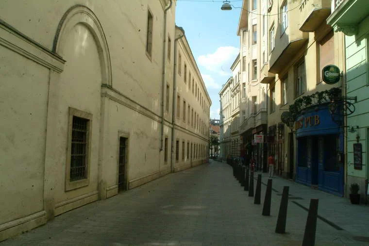 egyetem_ter_kornyeke_0068_resize.JPG