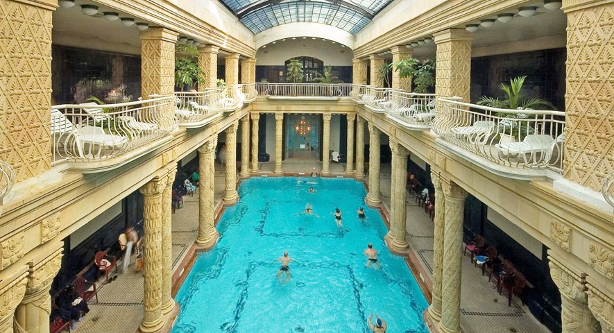 via Danubus Hotels