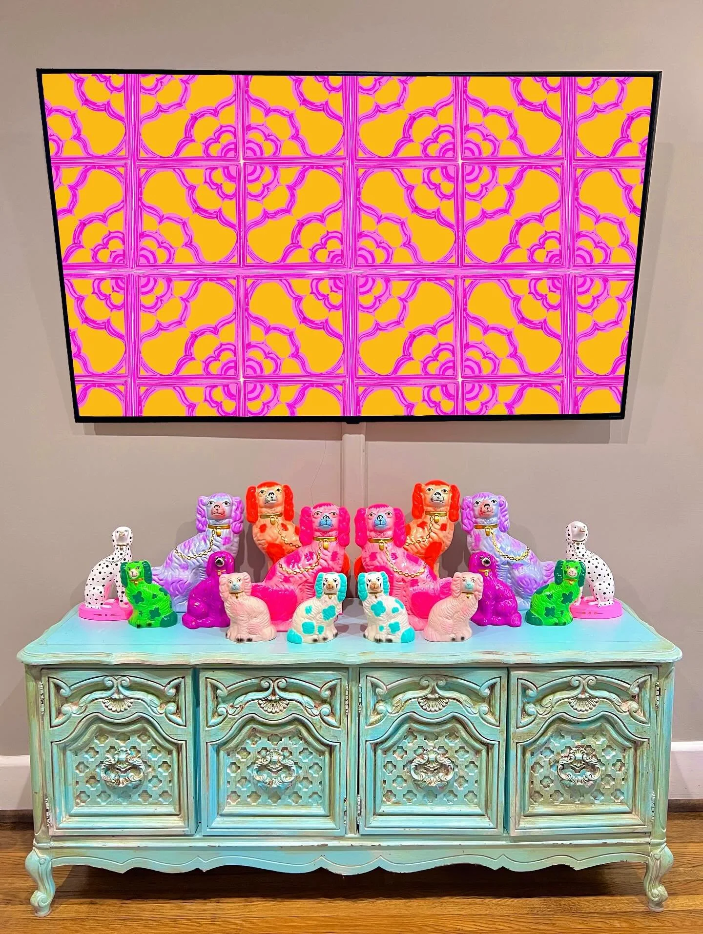 My pup posse is complete!! An artful home is built piece by piece &mdash; not by trends, but by treasures that feel timeless and personal. Staffordshire pups will always remind me of my mom&rsquo;s decorating (a style icon in her own right) and the w
