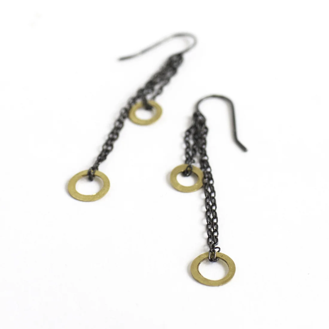 earring-Geo-Circle-dangle-2x18ky-oxSS.jpg