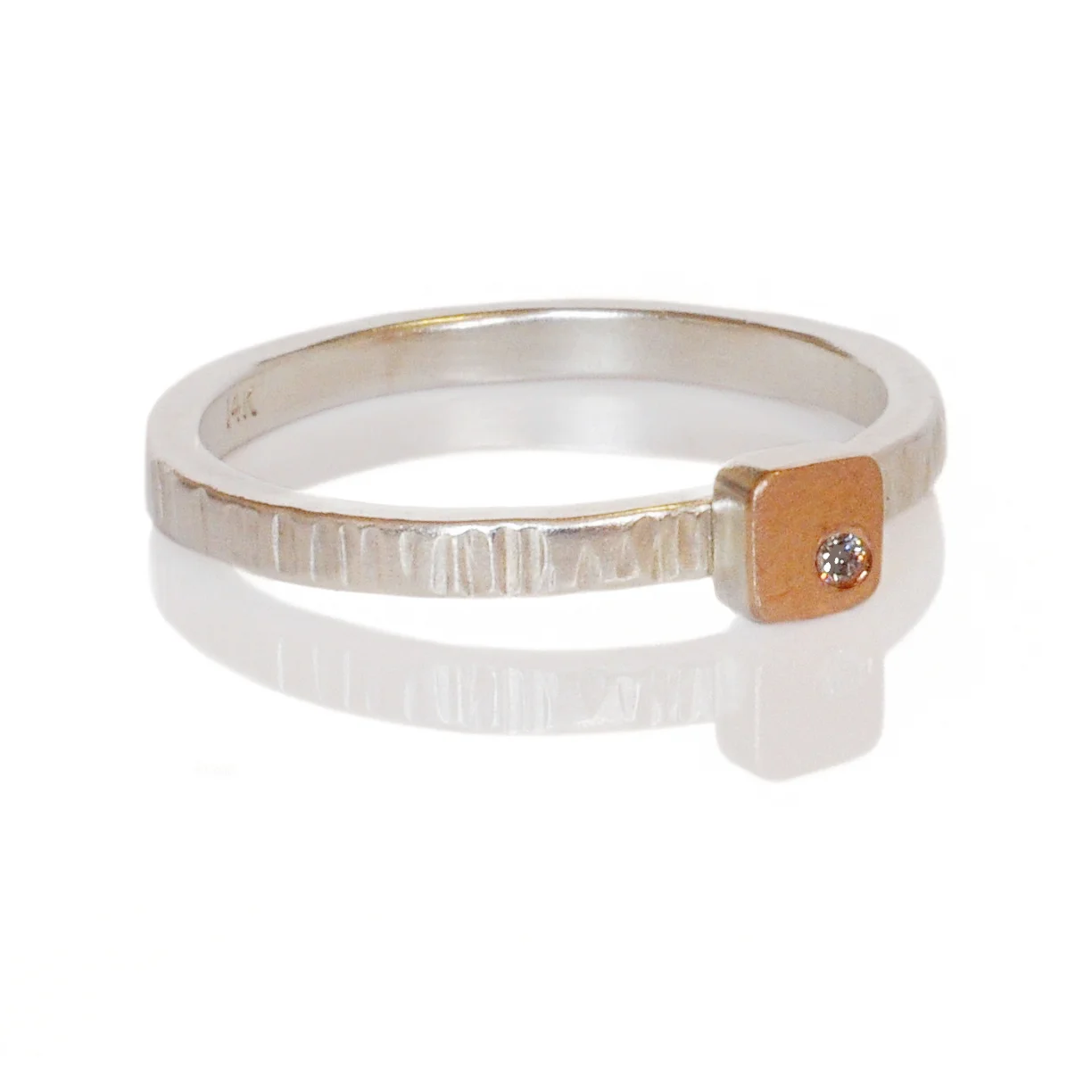 Rcr0031-side-Crt-4x4-14kp-linearSS-chaDia.jpg