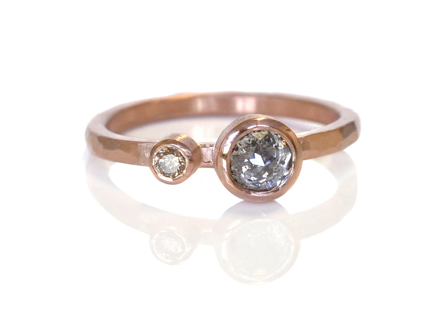 Ali and Jae both ended up with beautiful rings, but this one really just melts my heart <3 Double diamond ring in hammered 14k red gold with a rose cut salt and pepper diamond and a brilliant cut champagne diamond.