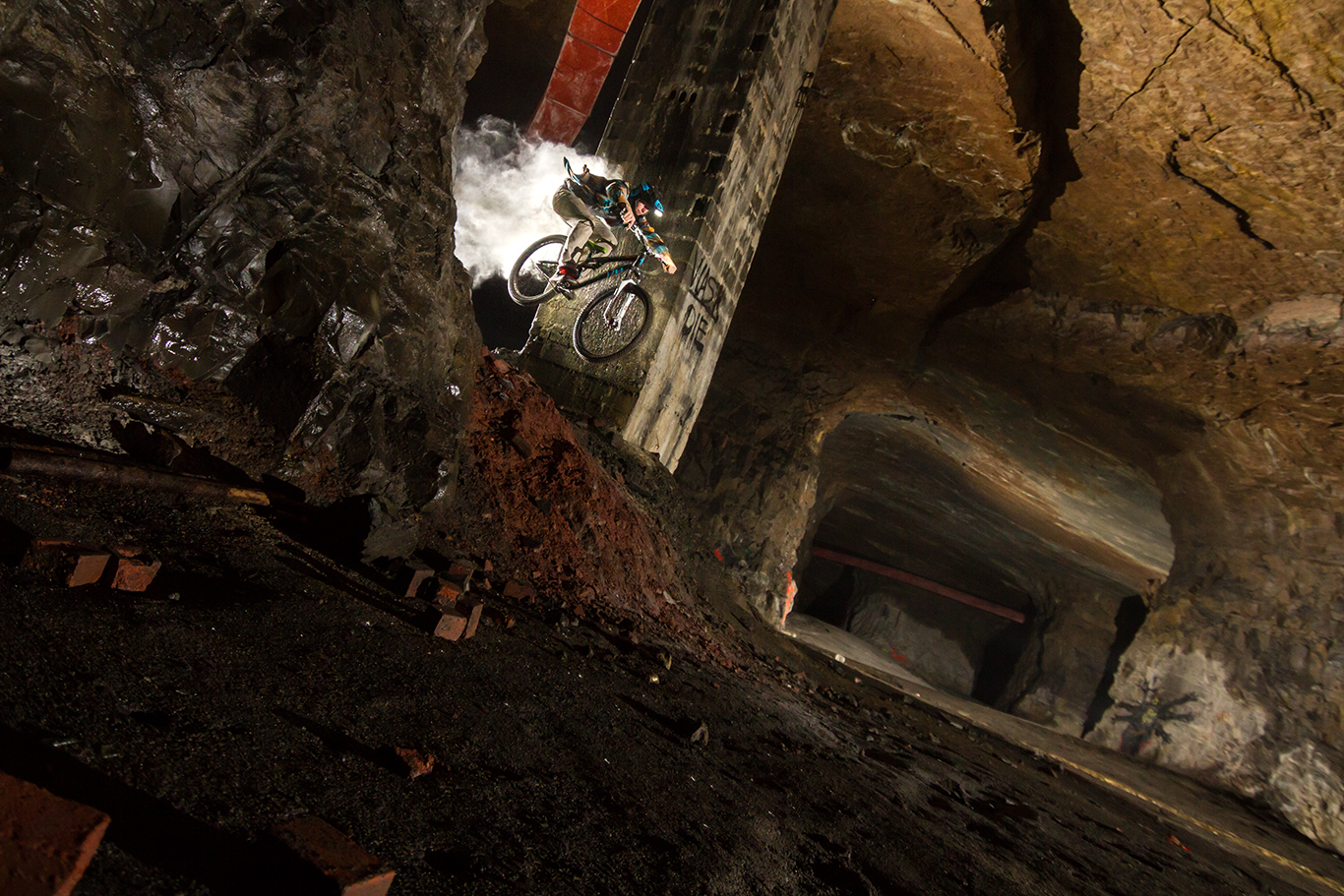 undercityfreeride-adamnawrot-8.jpg