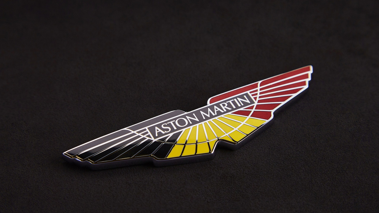 aston-martin-v8-vantage-gte-with-bespoke-wings-9.jpg