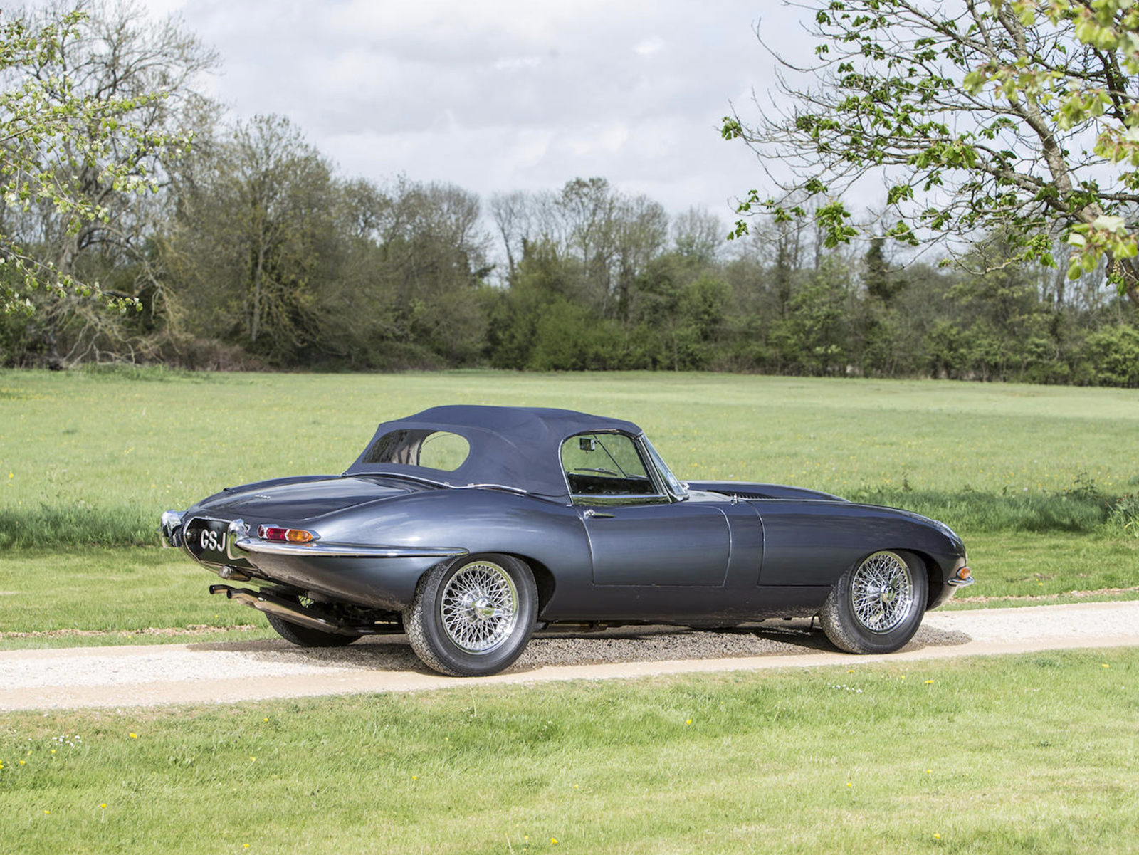 Bonhams_Etype_3.jpg