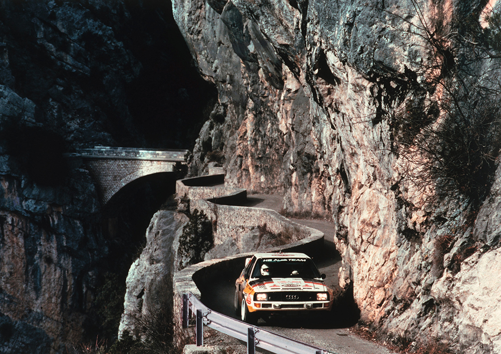 AU090366_large.jpg