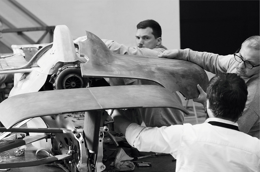 Renault_90015_global_en.jpg