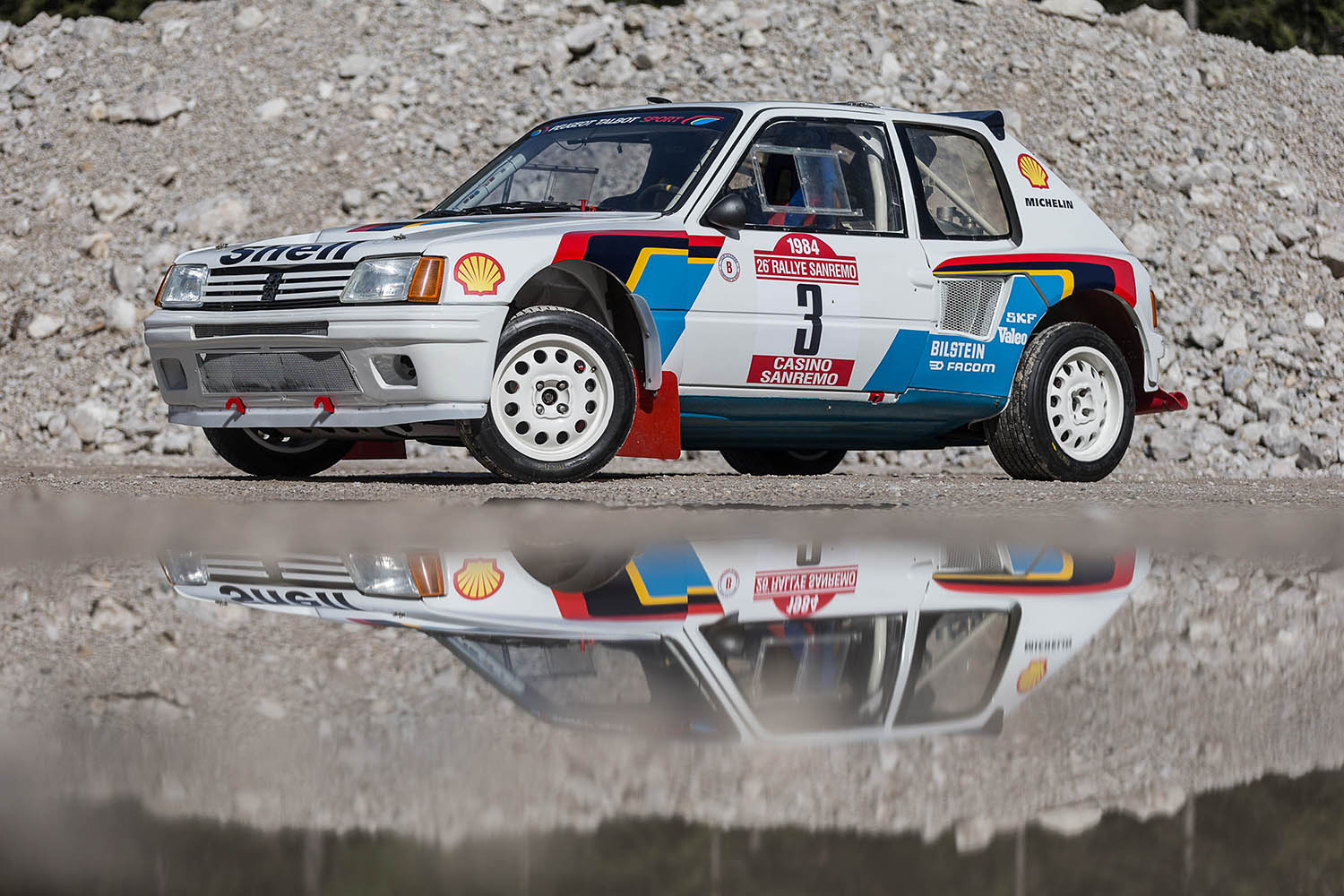 Peugeot 205 T16 6.jpg