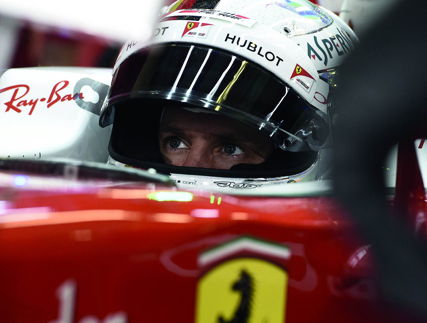 24. ABU DHABI GP F1 2016 - Sebastian Vettel.JPG