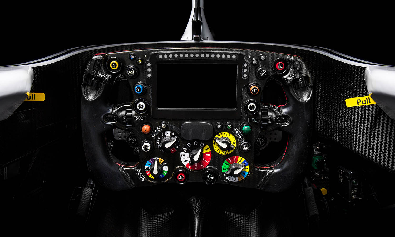 Alfa-RomeoClose_Up_Cockpit.jpg