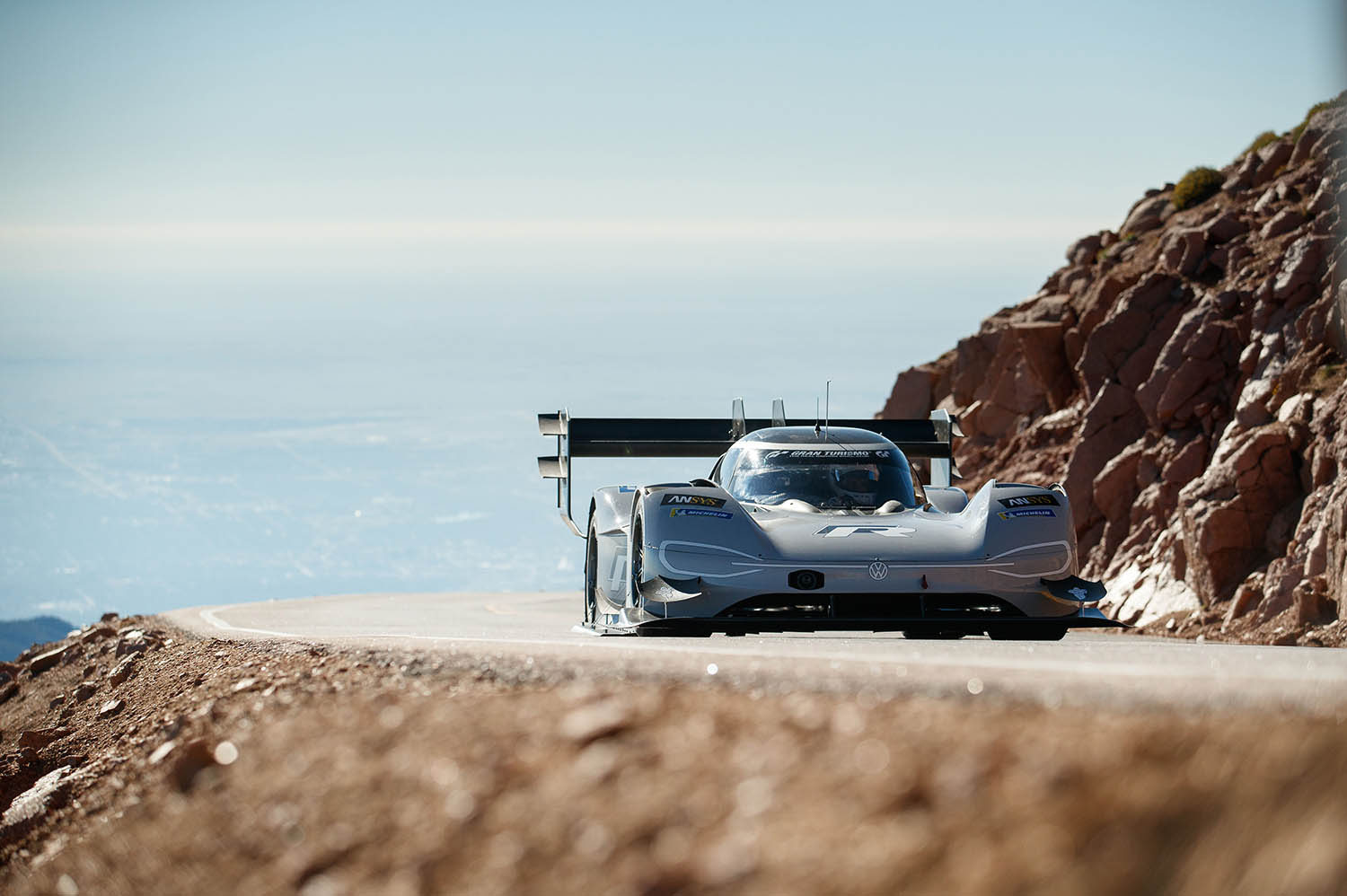 Romain_Dumas_F_Volkswagen_I.D._R_Pikes_Peak-Large-8486.jpg