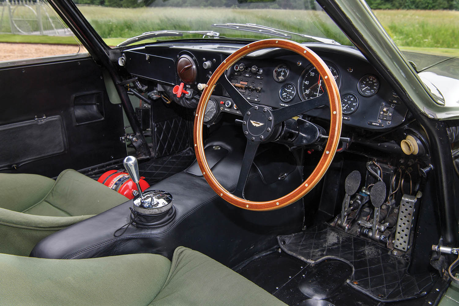 1963-Aston-Martin-DP215-Grand-Touring-Competition-Prototype_28.jpg