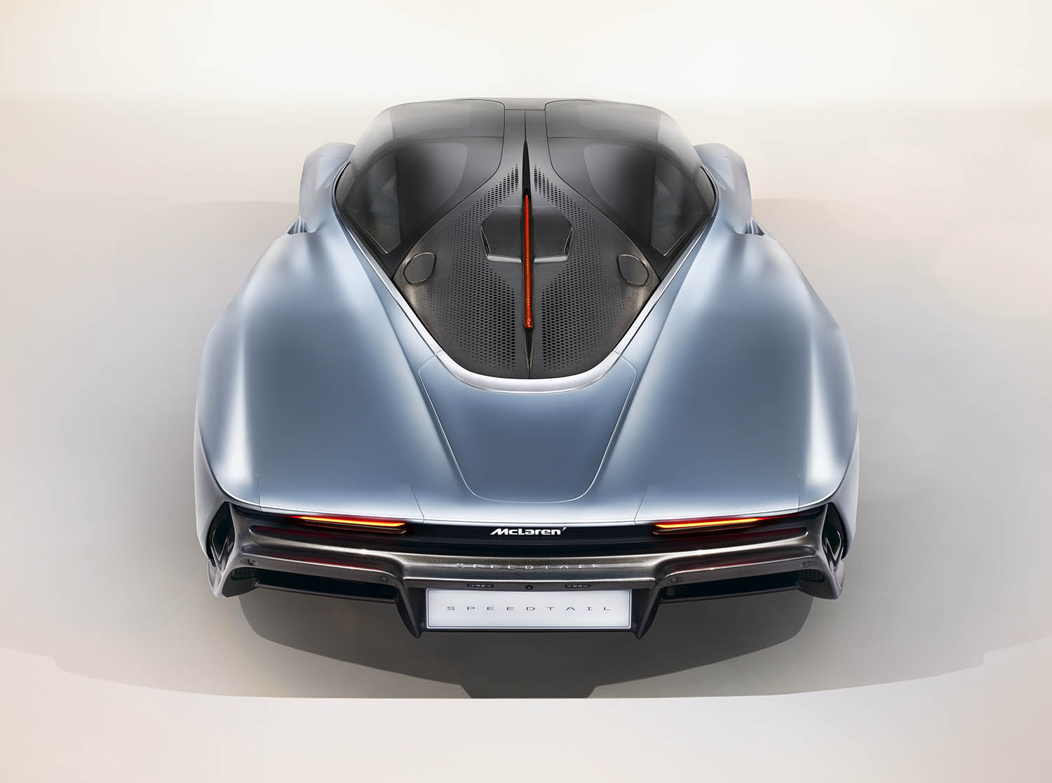 McLaren Speedtail-03 P.jpg