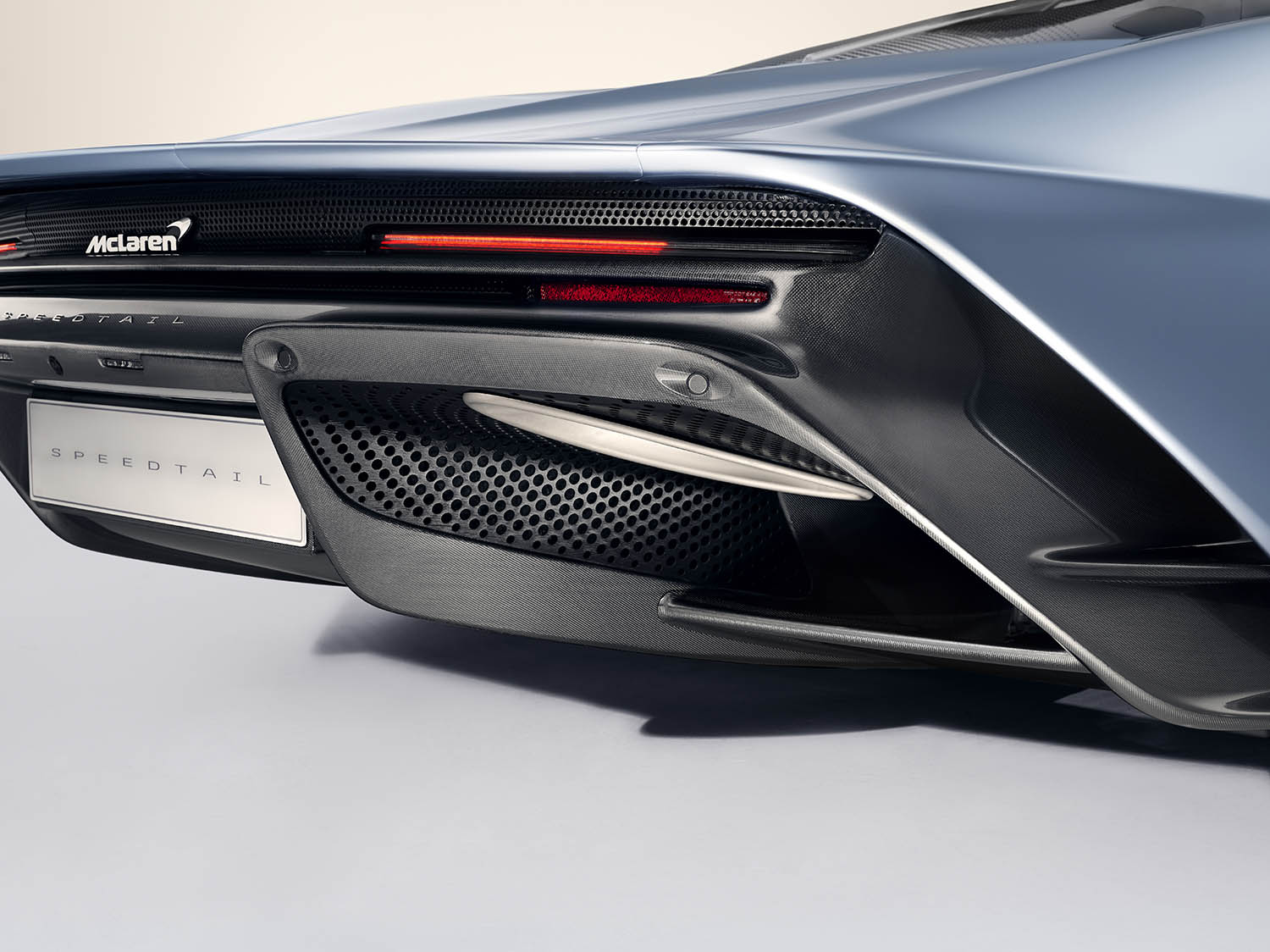 McLaren Speedtail-19.jpg