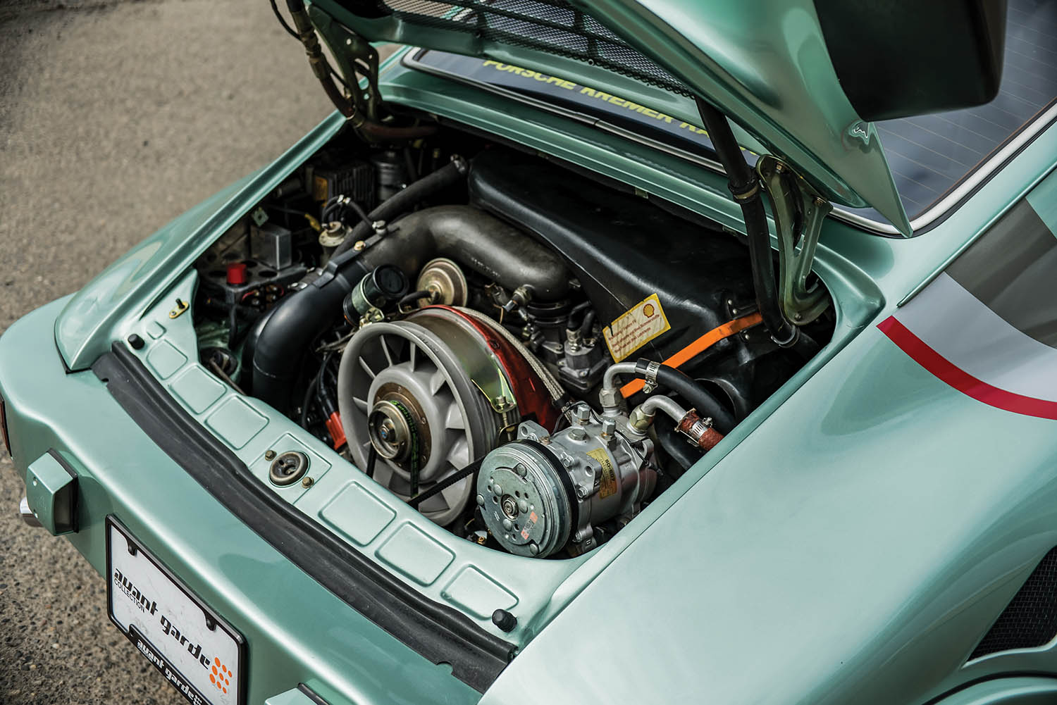 1976-Porsche-935-Gr--5-Turbo-by-Kremer_36.jpg