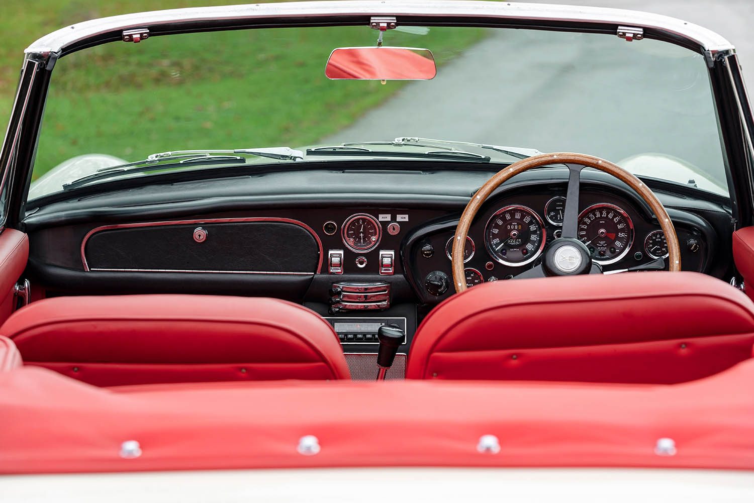 Heritage EV Concept (5).jpg