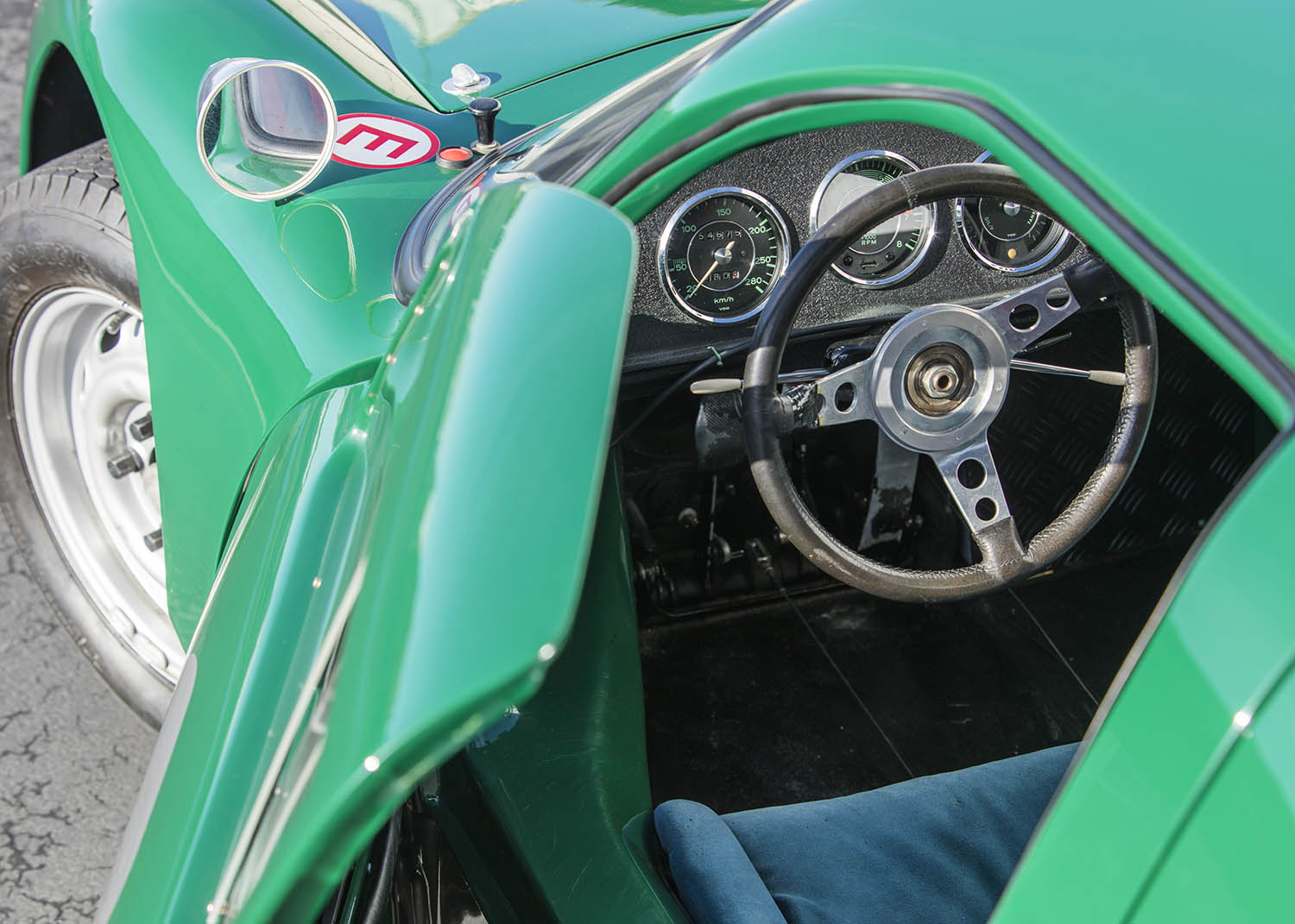 24819495-1-26.jpg