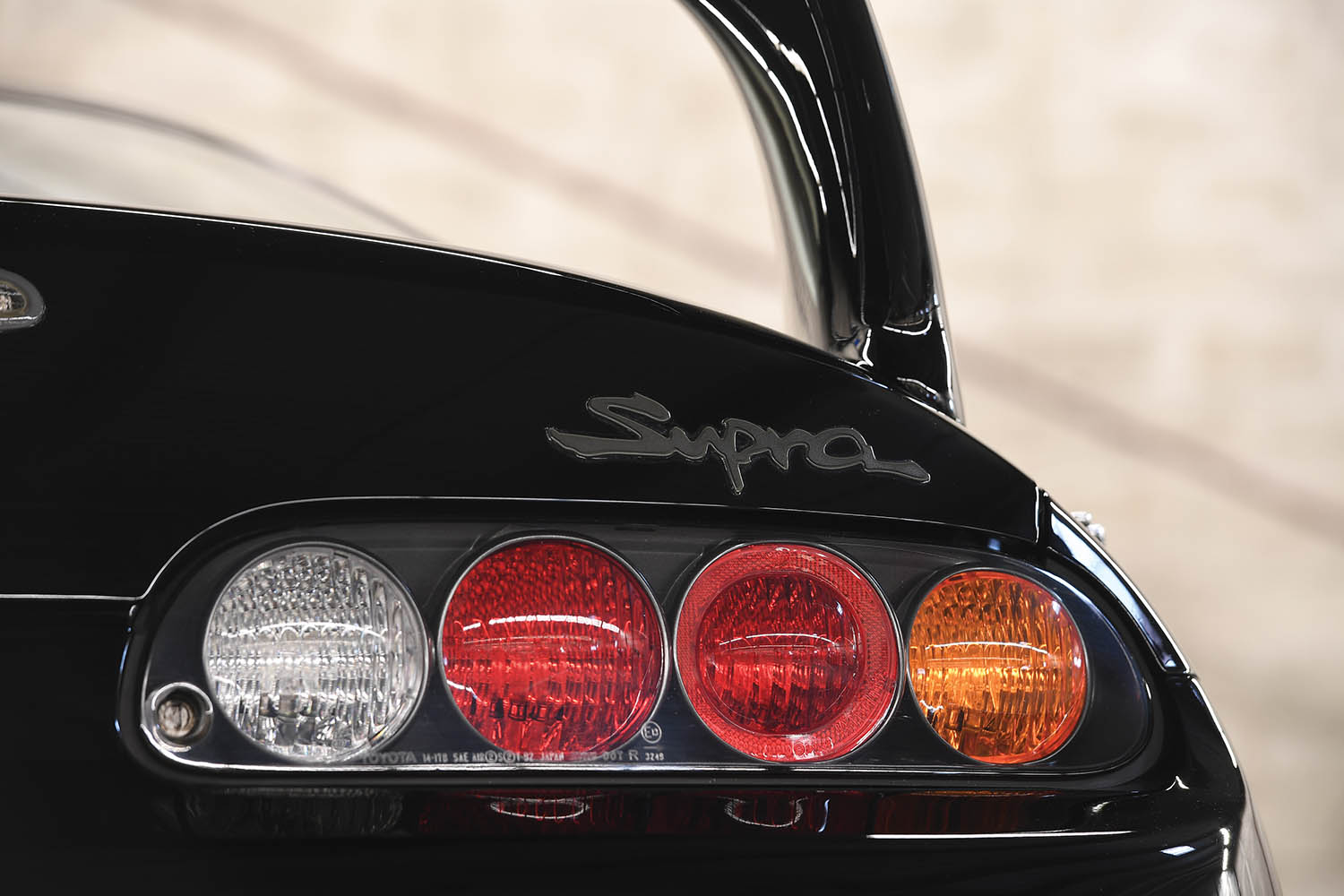 1994-Toyota-Supra_5.jpg
