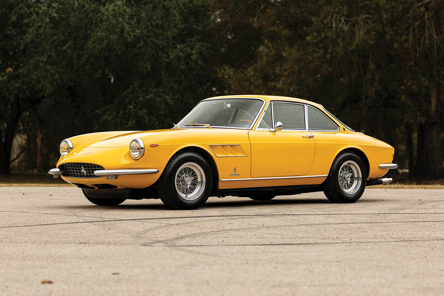 1968-Ferrari-330-GTC-by-Pininfarina_0.jpg