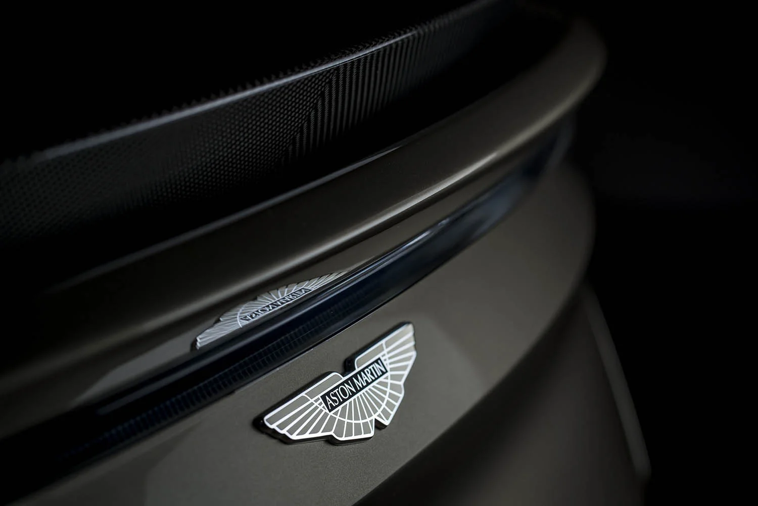 OHMSS DBS Superleggera (12).jpg