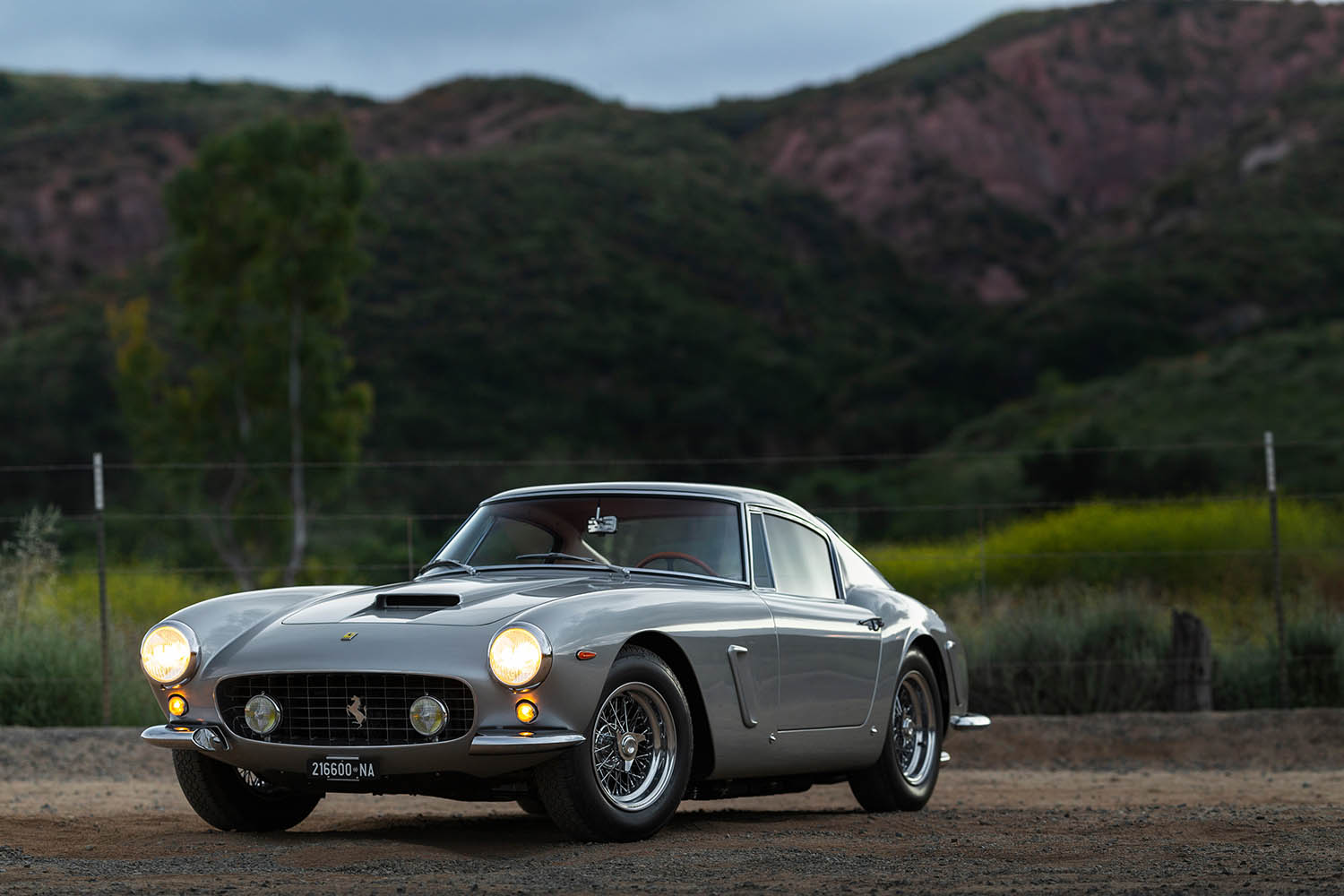 1962-Ferrari-250-GT-SWB-Berlinetta-by-Scaglietti_0.jpg