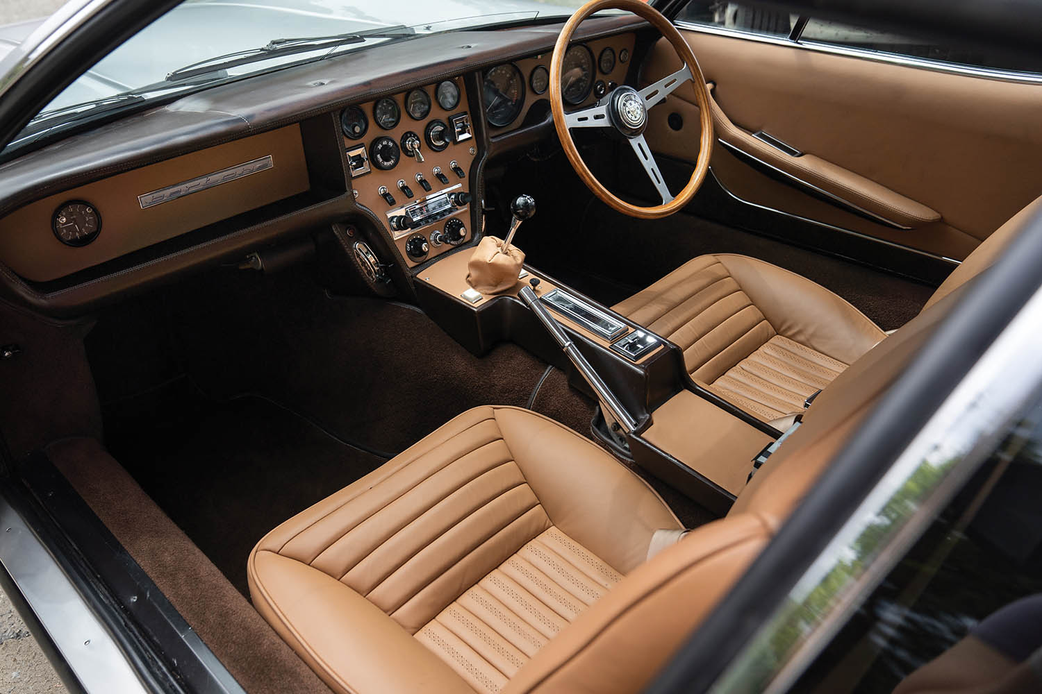 1967-Jaguar-Pirana-by-Bertone_10.jpg