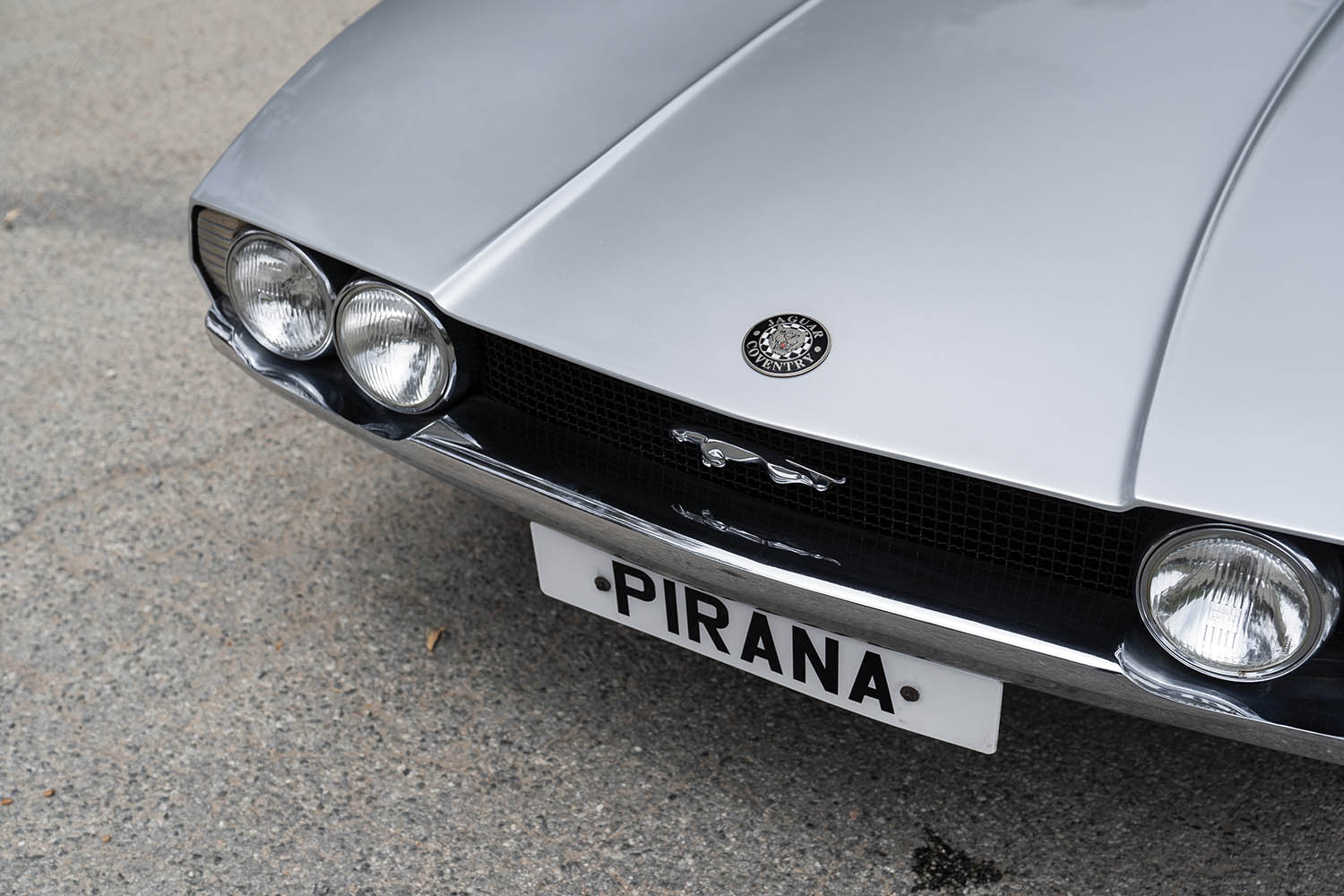 1967-Jaguar-Pirana-by-Bertone_22.jpg