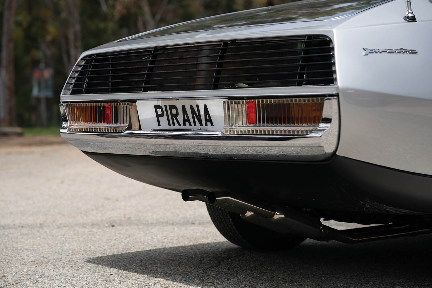 1967-Jaguar-Pirana-by-Bertone_23.jpg