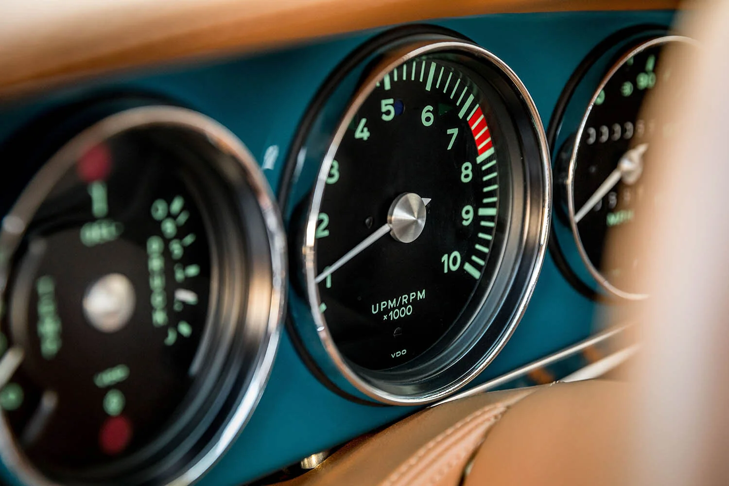 1975-porsche-911-twin-turbo-rsr-4.jpg