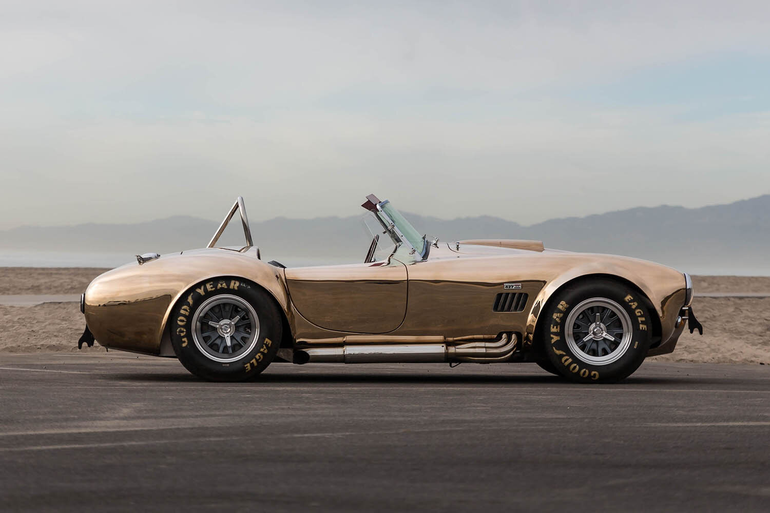 1965-Shelby-427-S_C-Cobra--CSX-4600--_4.jpg