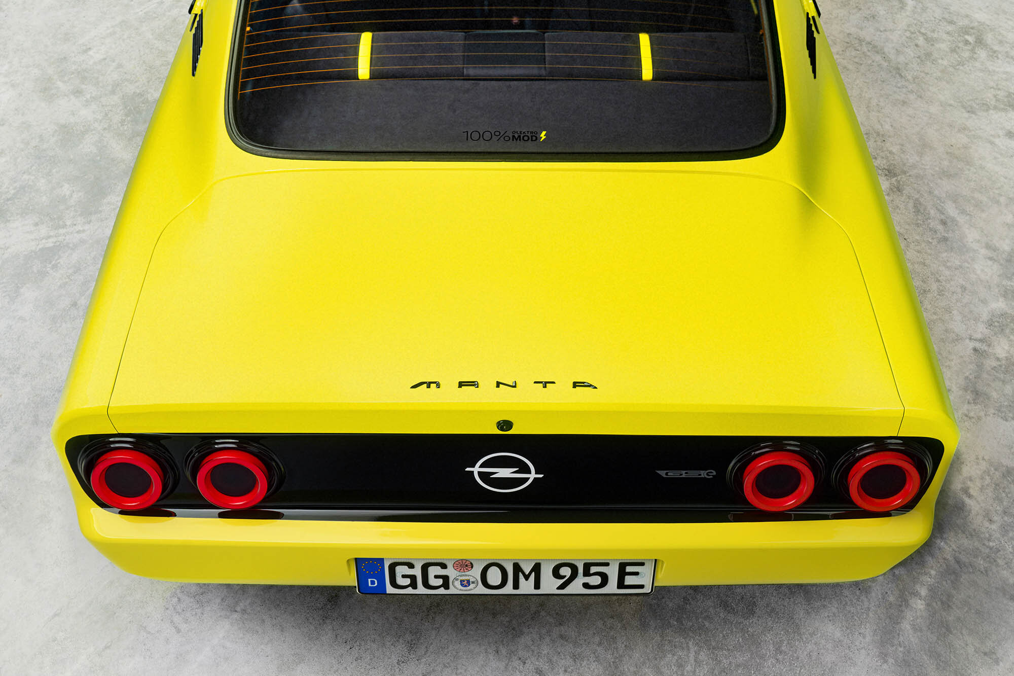 06_Opel-Manta-GSe-ElektroMOD-515571.jpg