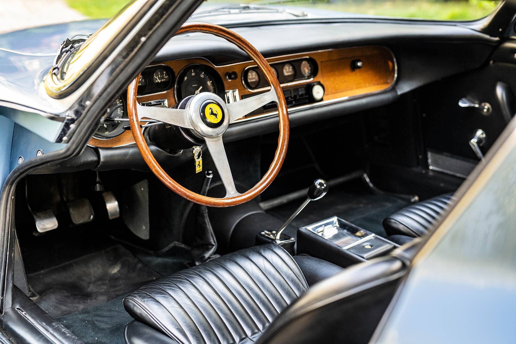 1966-Ferrari-275-GTB-by-Scaglietti_10.jpg