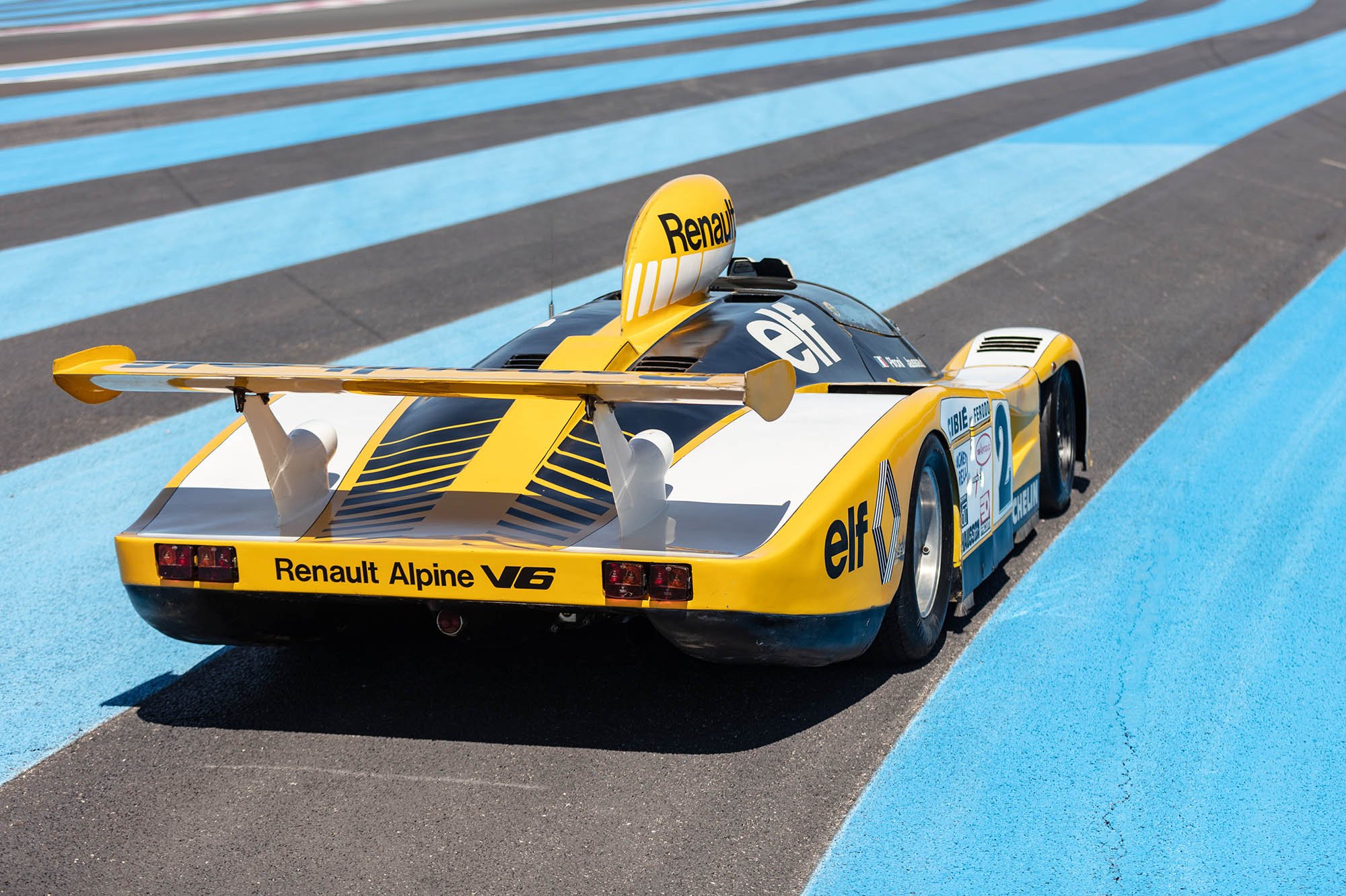 Renault's Le Mans victor — Ecurie