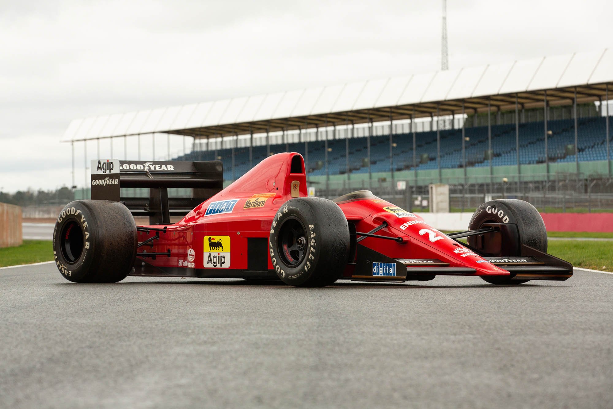 1989-Ferrari-640-_33.jpg