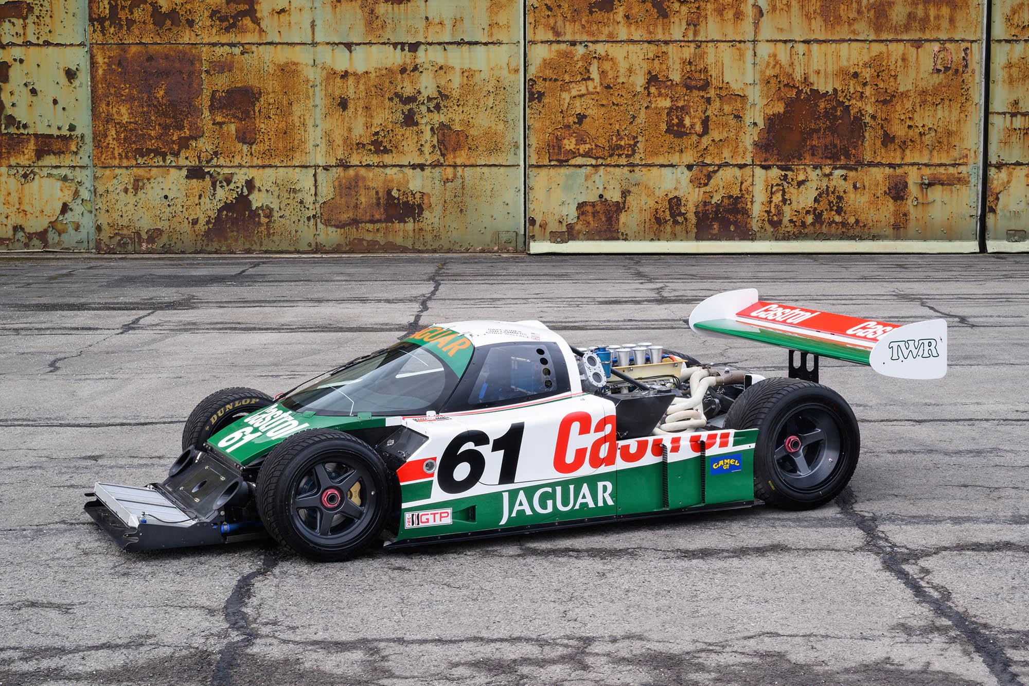 1988-Jaguar-XJR-9-_21.jpg
