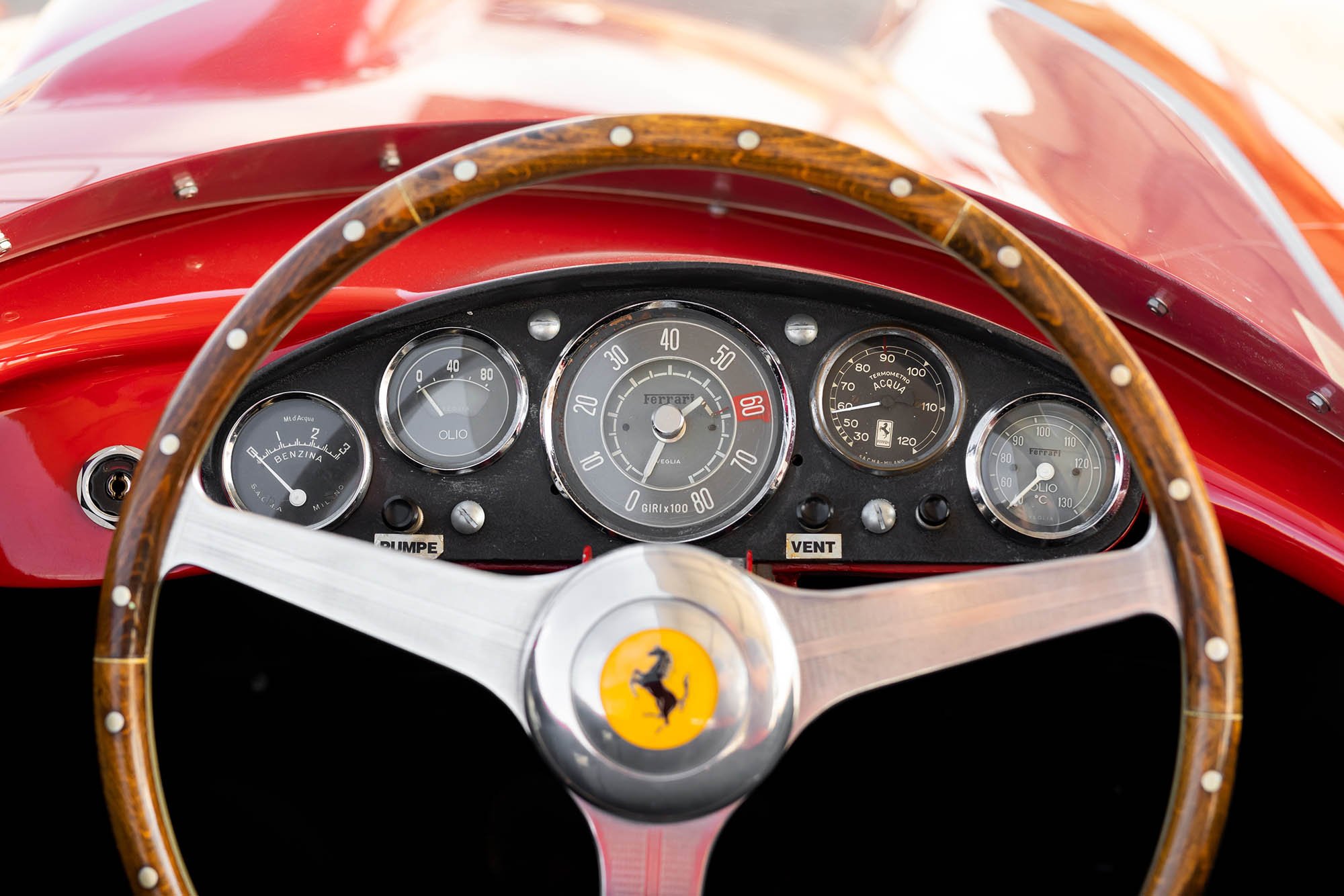 1955-Ferrari-410-Sport-Spider-by-Scaglietti1258141_.jpg